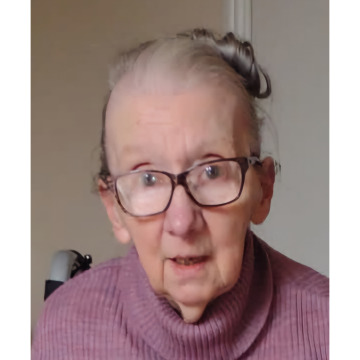 Photo of Diana Davina HOLLAND