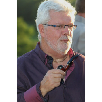 Photo of Angus Lamont MACKINNON