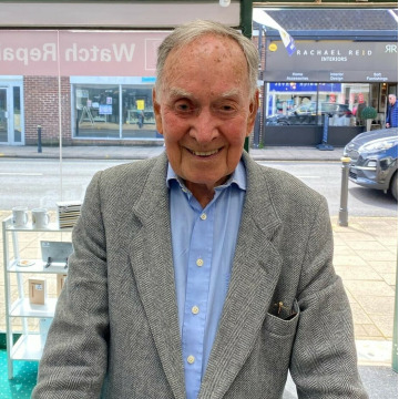 Photo of Dr George Tullo POLLOCK MD FFPHM DPH
