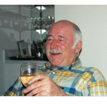 Photo of Kevin DEAN