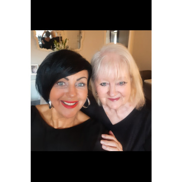 Notice Gallery for Pamela DERBYSHIRE