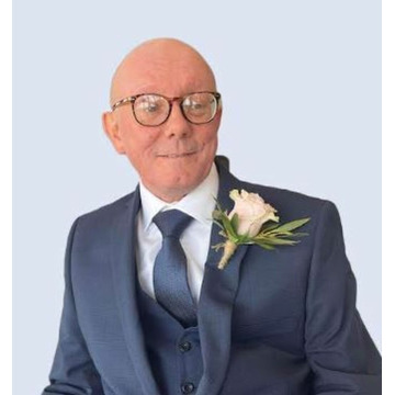Photo of Christopher HALLIWELL