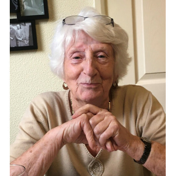 Photo of Jean HEWSTONE