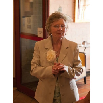Photo of Brenda MOULD