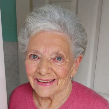 Photo of Elizabeth WILSON