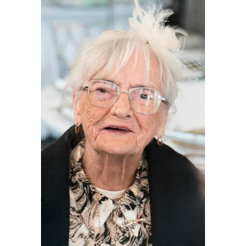 Photo of Anne HURST