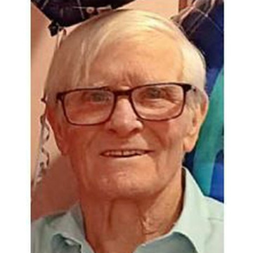 Photo of Lewis Thomas