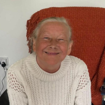 Photo of Christine LITTLEHALES