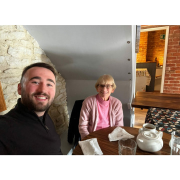 Notice Gallery for Jean LYONS