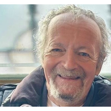 Photo of Peter LYNCH