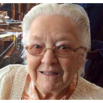 Photo of Joan SMITH