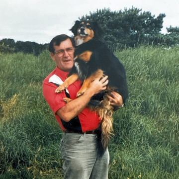 Photo of Bill FINNEY