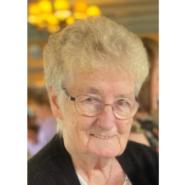 Photo of Laura REGAN