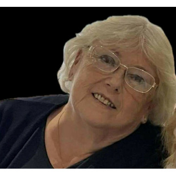 Photo of Linda CSOMA