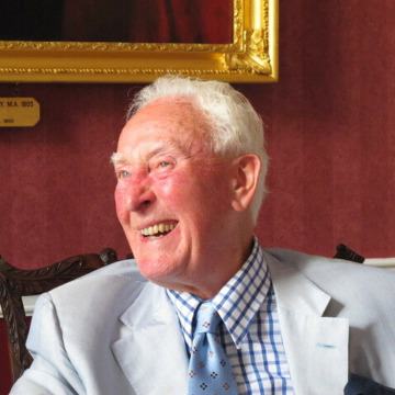 Photo of Geoffrey MUSCUTT