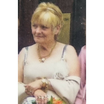 Photo of Lynne SCHOFIELD