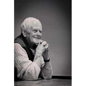 Photo of Barrie KAY