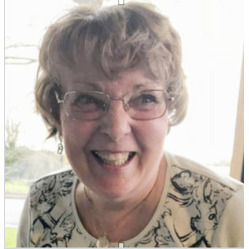 Photo of Andrea DOWD
