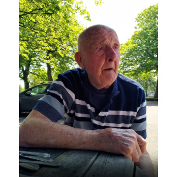 Photo of Elved LEWIS