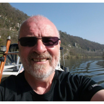 Photo of Alwyn HUGHES