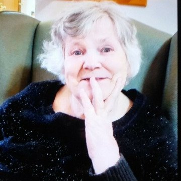 Photo of Sylvia HUTCHINSON