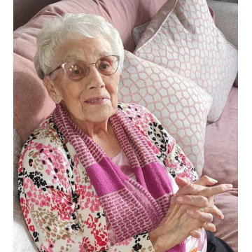Photo of Joan DISTON