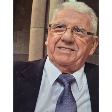 Notice Gallery for Peter BARROW