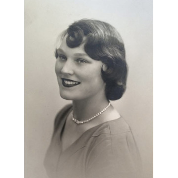 Notice Gallery for Margaret KIFF