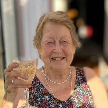 Photo for notice Bronwen ROBINSON