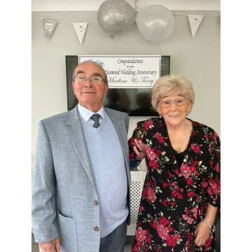 Photo of Marlene and Terence DAWES