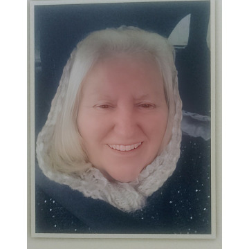 Photo of Pam DEAVILLE