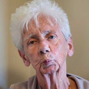 Photo for notice Irene RILEY