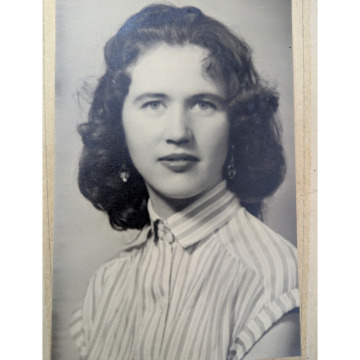 Notice Gallery for Patricia BELL