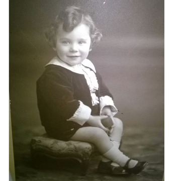 Notice Gallery for Robert LOGAN