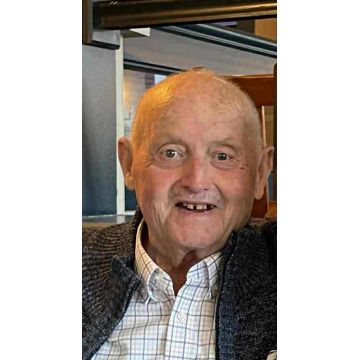 Photo of Arthur HOWE