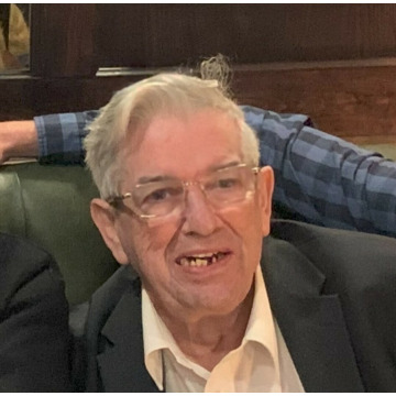 Photo of (ROBERT) LYONS