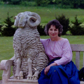 Photo of Liz TILLOTSON