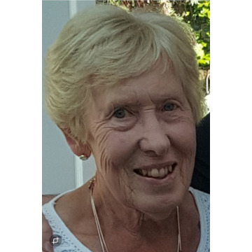 Photo of Christine FROW