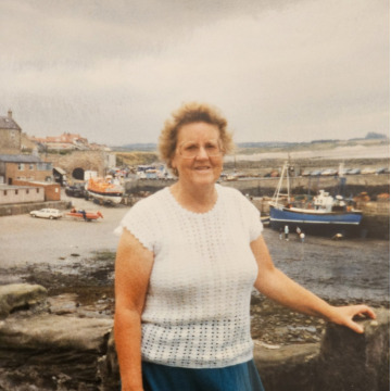 Photo of Joyce HIND