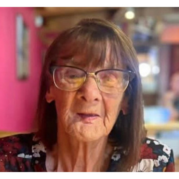 Photo of Elizabeth BRADBURY