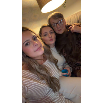 Photo for notice Angie SMIRK