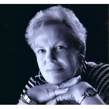 Photo of Bernadette HARTLEY