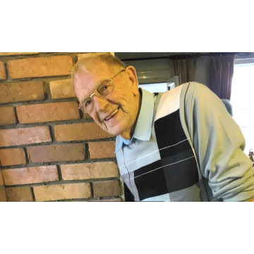 Notice Gallery for Kenneth PEACE