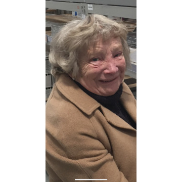 Photo of Elizabeth BURNS