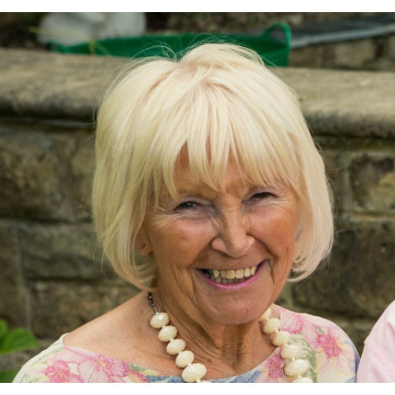 Photo of Vivienne KEMP