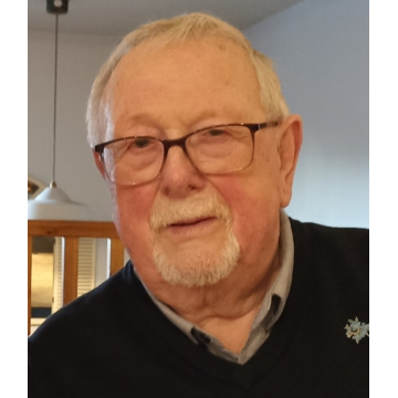 Photo of Peter LYONS