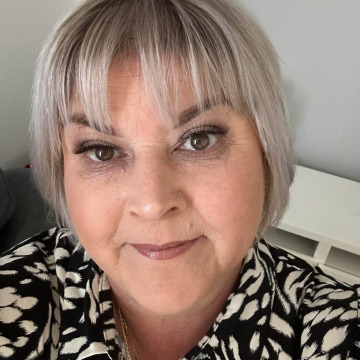 Photo of Paula FEENEY