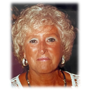 Photo of Shirley BURT