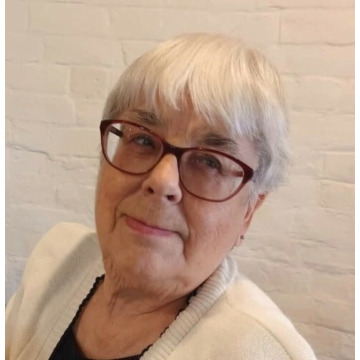 Photo of Joyce TURNER