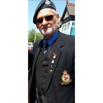 Photo of Simon James WORSFOLD